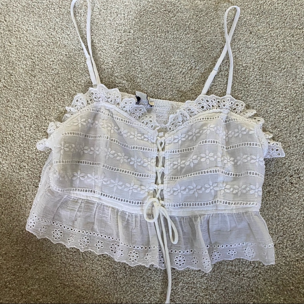 AE EYELET CROP TOP